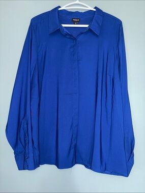 2XL TORRID Cobalt Blue Button-Front Blouse- EUC- AS IS